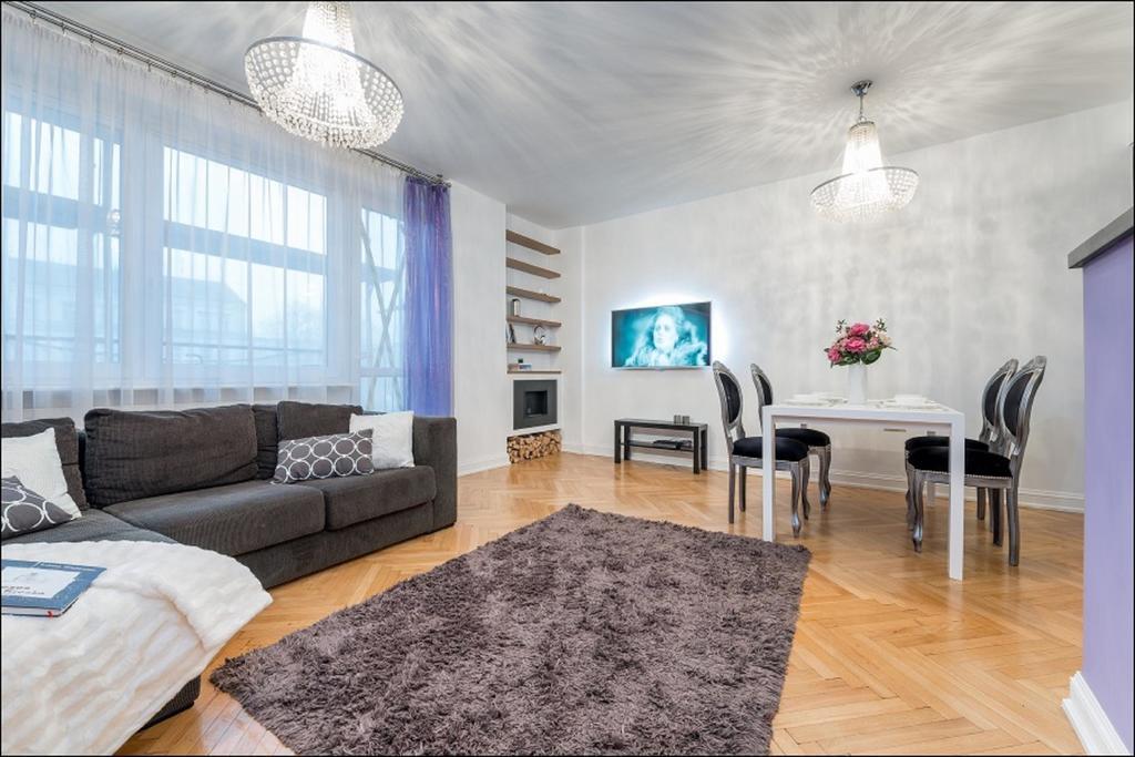 P&O Apartments Metro Nowy Swiat Varşovia Exterior foto